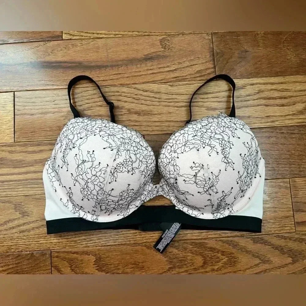 Victoria's Secret Light Pink & Black Push Up Bra Sz 34D